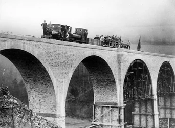 Viaduc de Chelfam en construction, c.1897